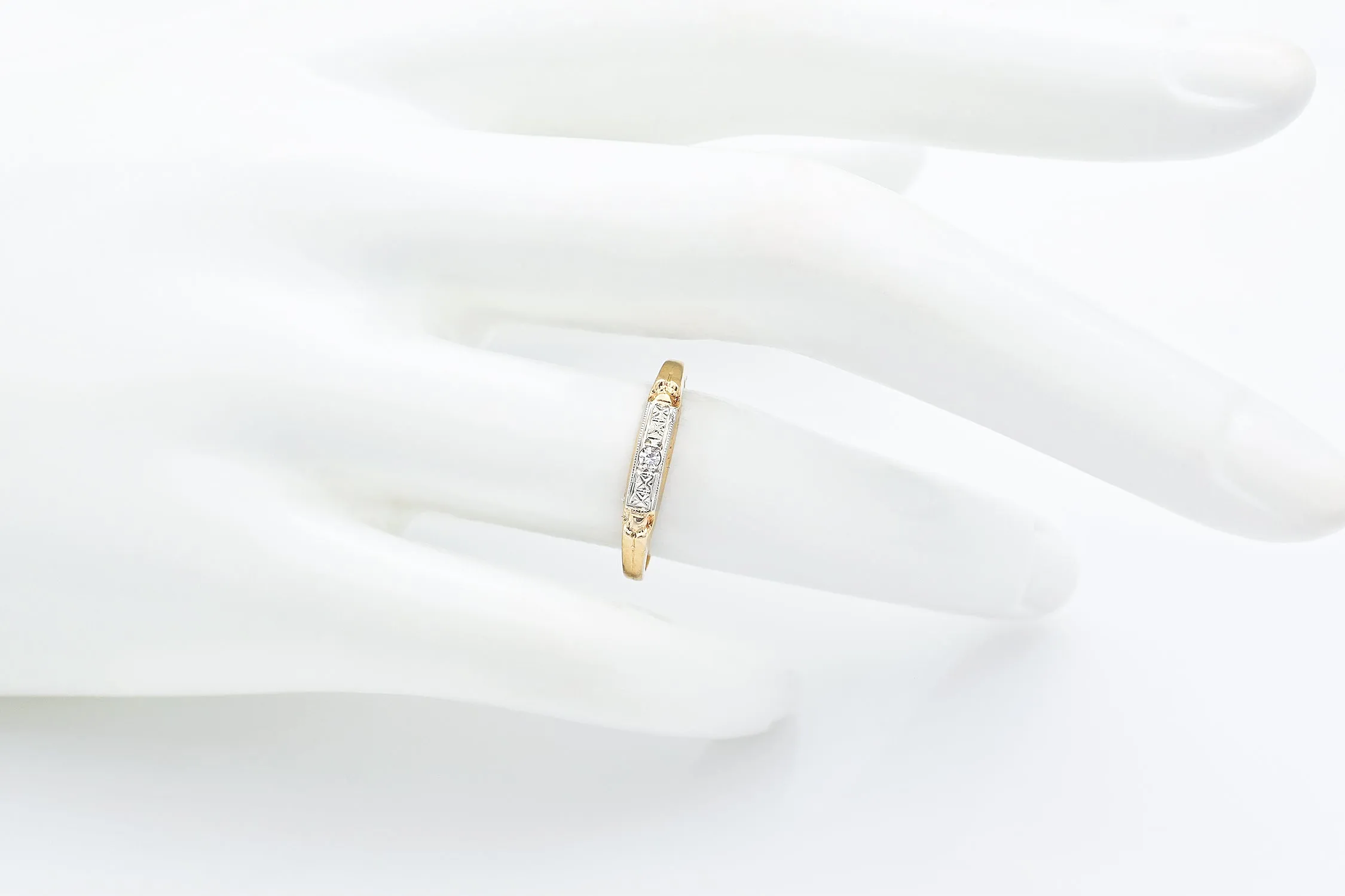 Antique 14K Yellow Gold Diamond Wedding Band Ring Size 6