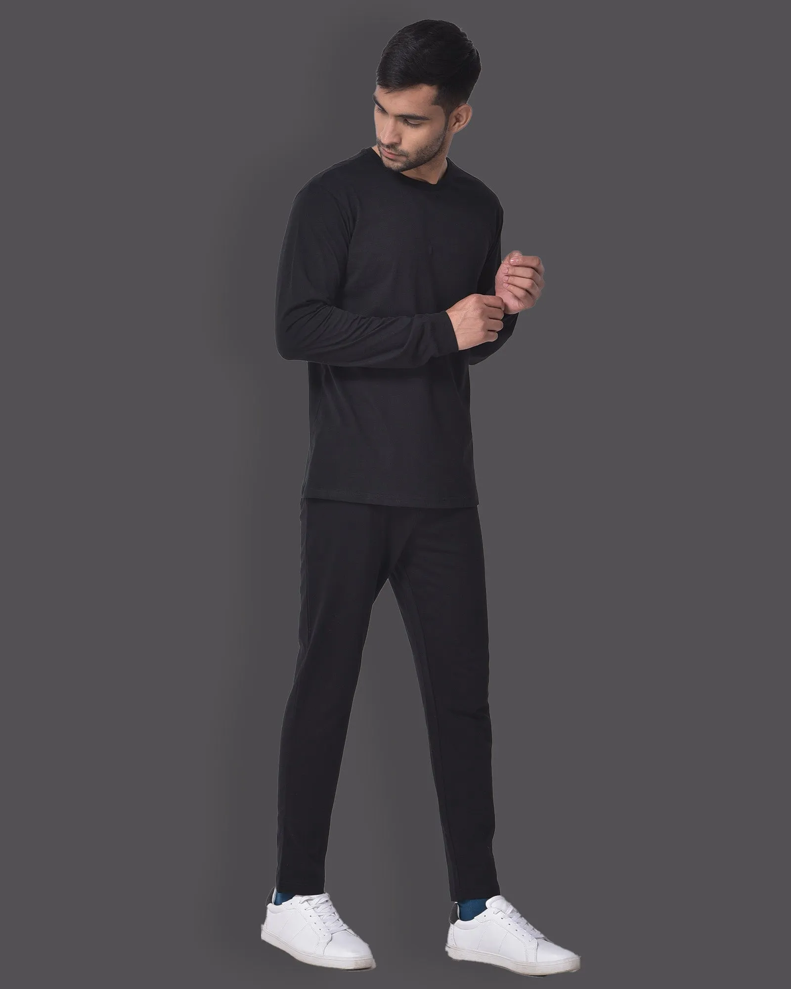 Full Sleeves Crew Neck: Forever Black